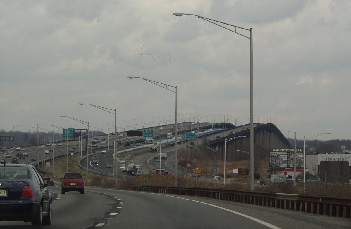 Bridge Plaza, NJ - File:Driscoll-vieser-edison bridges 2002.jpg - Wikimedia Commons